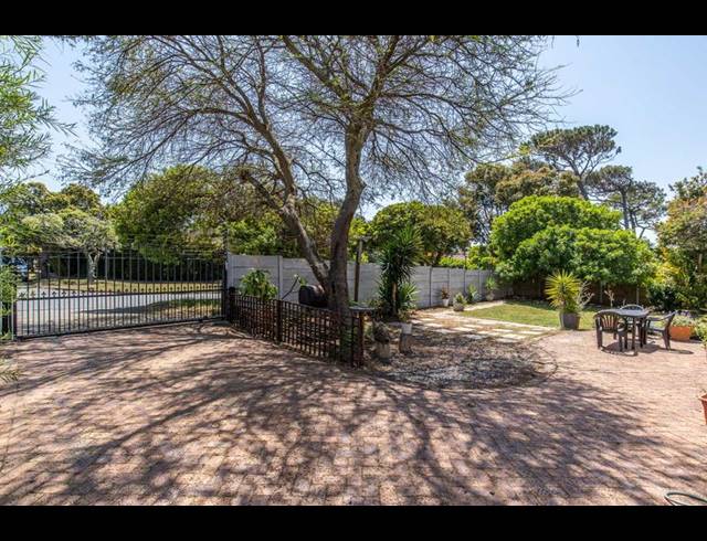 3 BEDROOM PROPERTY TO RENT IN MEADOWRIDGE